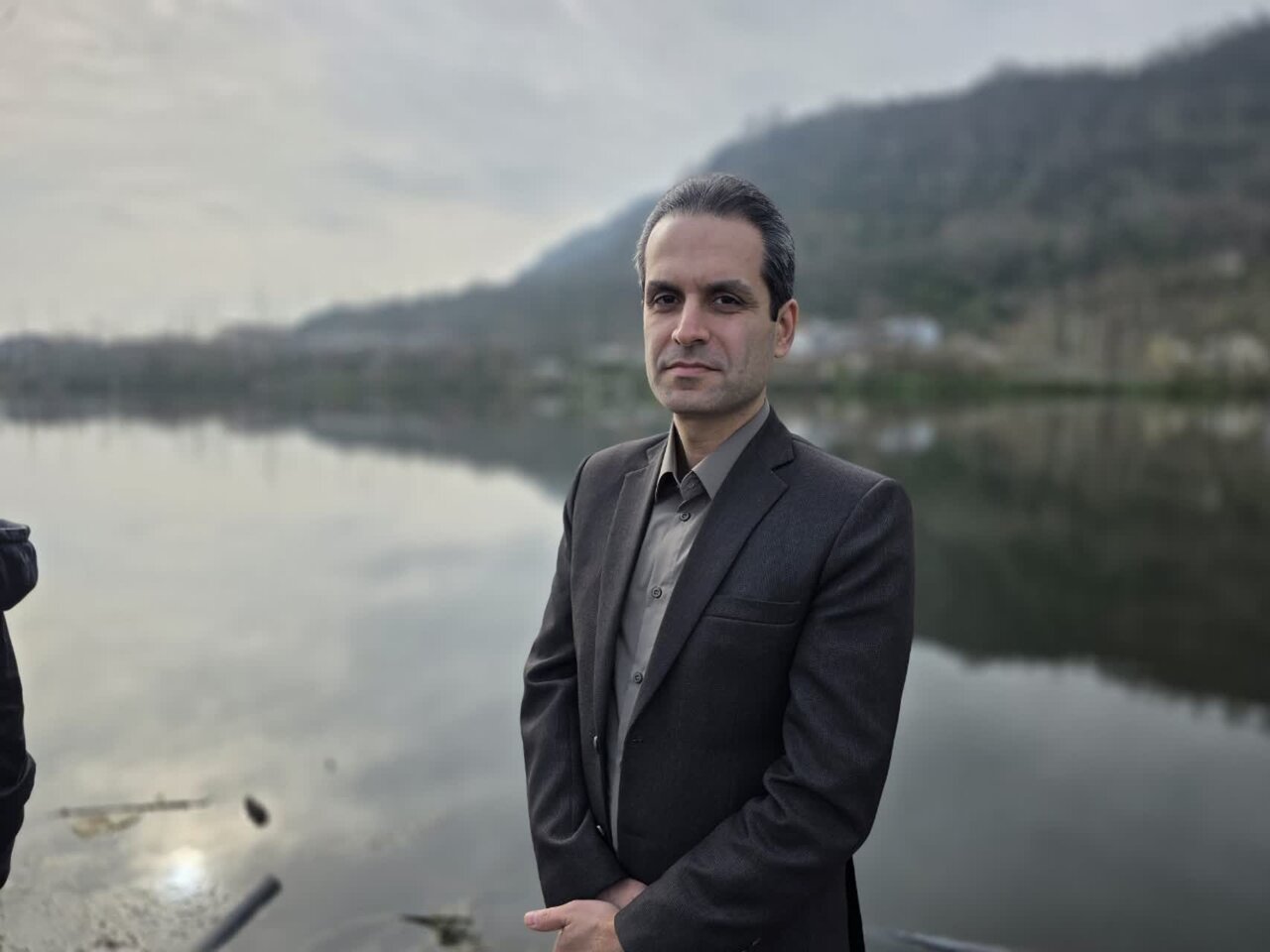 مدیرکل راه و شهرسازی گیلان گفت:۵۰۰ واحد حمایتی نهضت ملی مسکن در دهه فجر افتتاح میشود مدیرکل راه و شهرسازی گیلان گفت:۵۰۰ واحد حمایتی نهضت ملی مسکن در دهه فجر افتتاح میشود